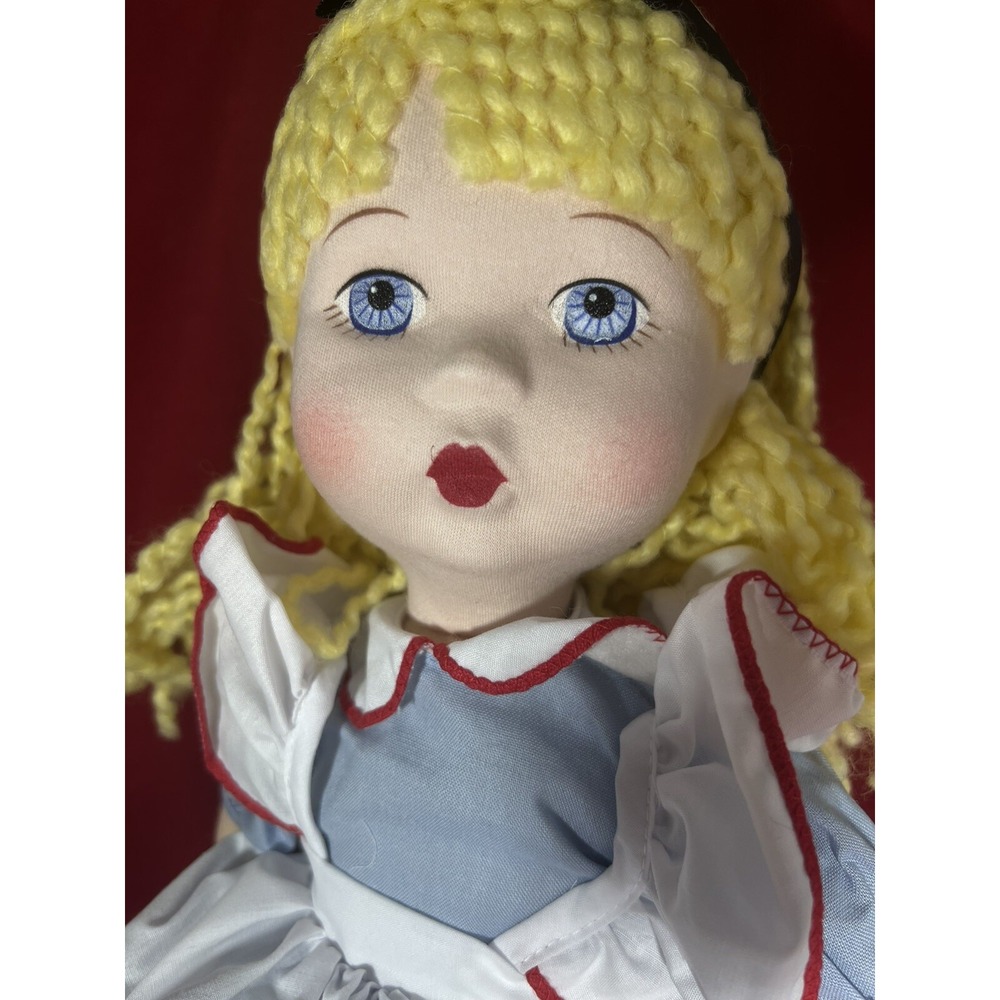 2008 Madame Alexander 20" ALICE IN WONDERLAND Painted Face Cloth Alice Doll - Picture 2 of 2